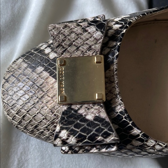 Cole Haan Brown Beige block heel Snakeskin Texture and Gold-Toned Embellishment - Picture 8 of 11